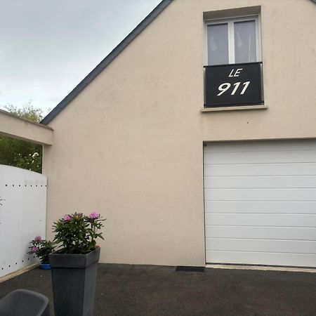 Le 911 Hotel Nazelles-Negron Exterior foto